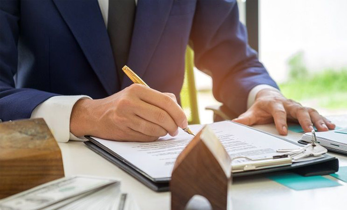 Khi thực hiện c&aacute;c thủ tục h&agrave;nh ch&iacute;nh